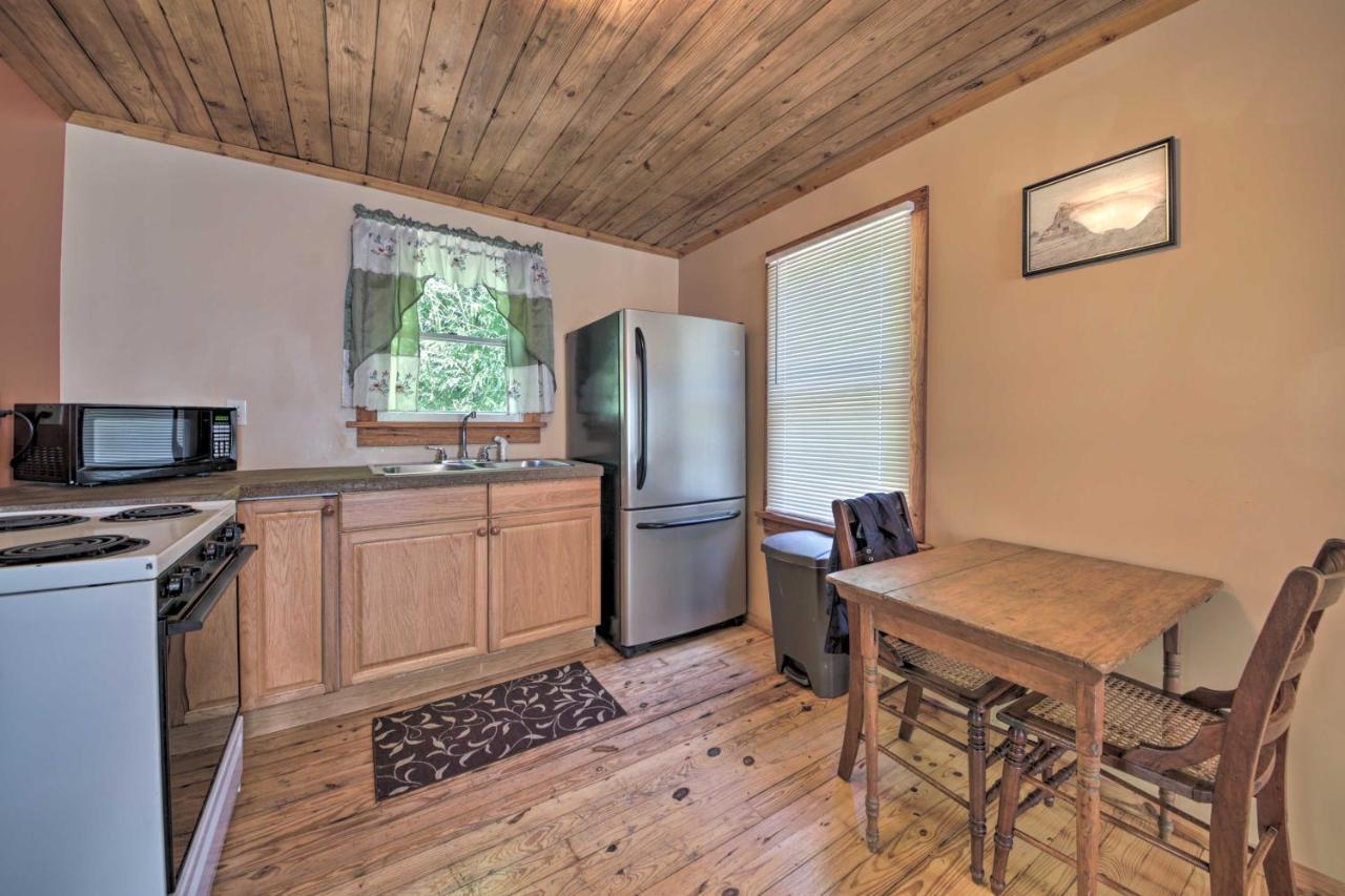 Pet-Friendly Cottage With Fire Pit - 3 Mi To Siu! كاربونديل المظهر الخارجي الصورة