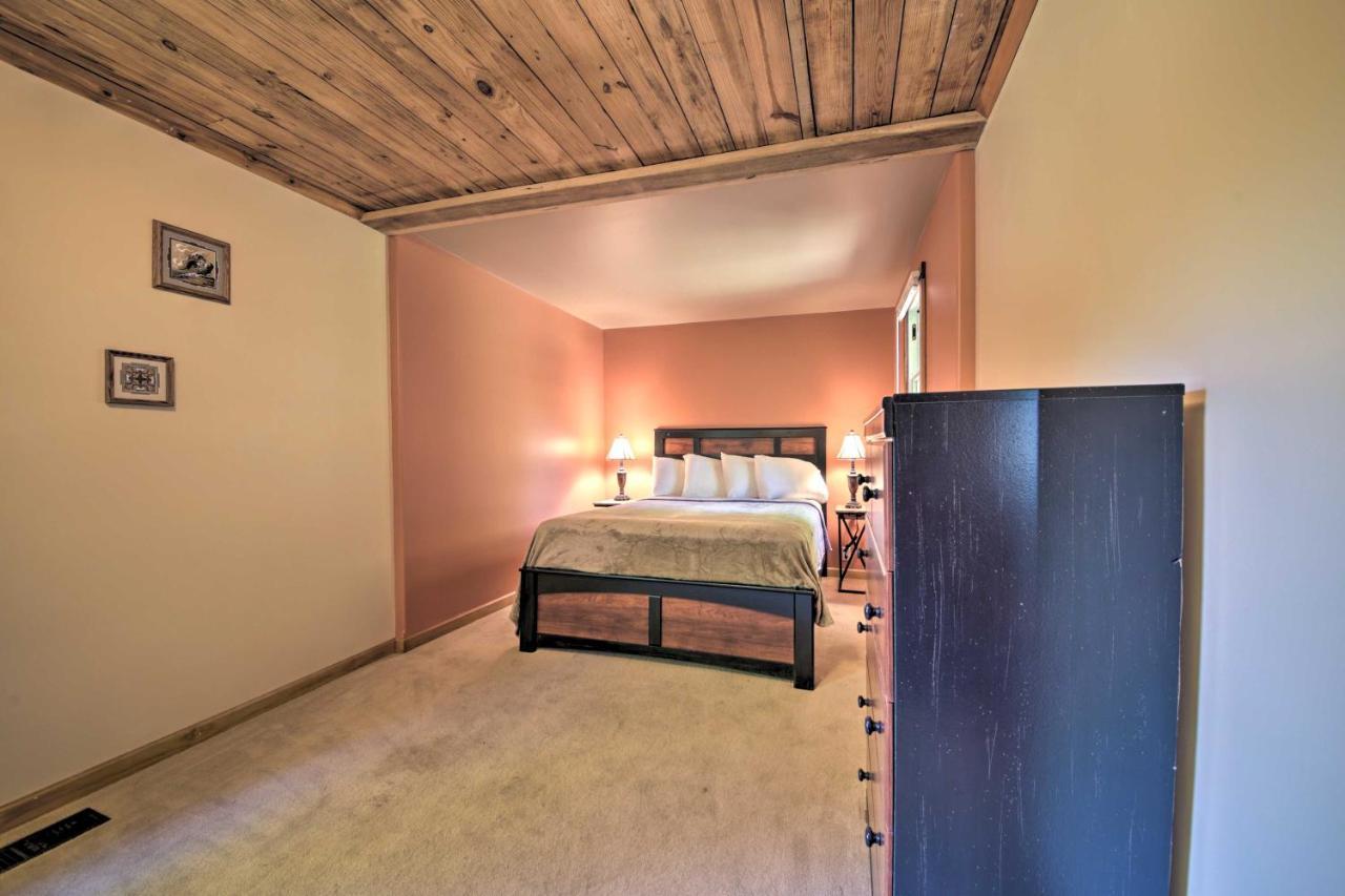 Pet-Friendly Cottage With Fire Pit - 3 Mi To Siu! كاربونديل المظهر الخارجي الصورة