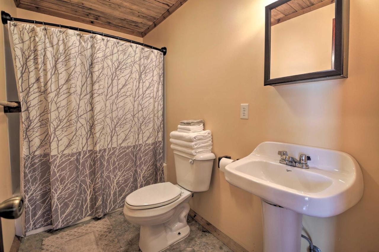 Pet-Friendly Cottage With Fire Pit - 3 Mi To Siu! كاربونديل المظهر الخارجي الصورة